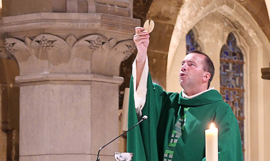 Dimanche 9 mars 2025 – 1er Dimanche de Carême – Homélie du P. Jean-Christophe Helbecque (en la Basilique Cathédrale Saint-Denis)